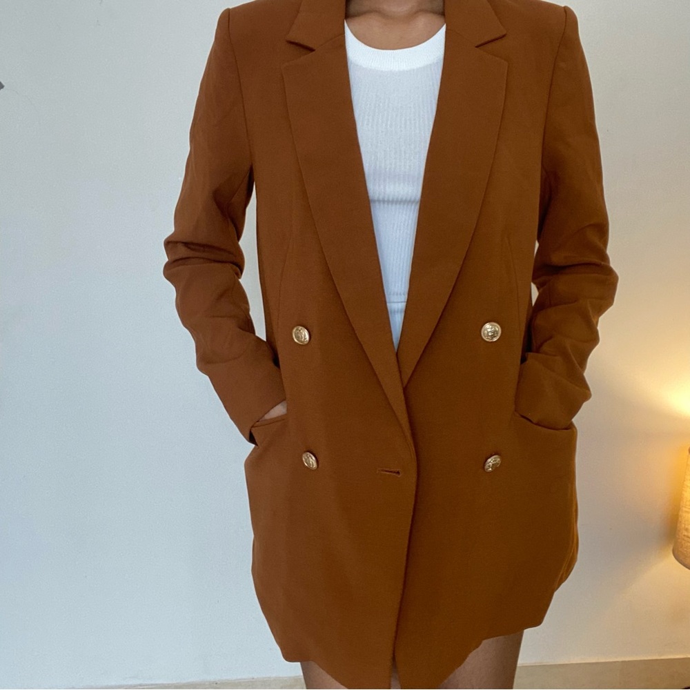 H&M brown double breasted blazer with gold buttons, oversized blazer - Picture 5 of 8